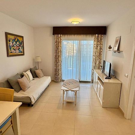 קלפה Apartment With Sea View Pool & Private Parking מראה חיצוני תמונה