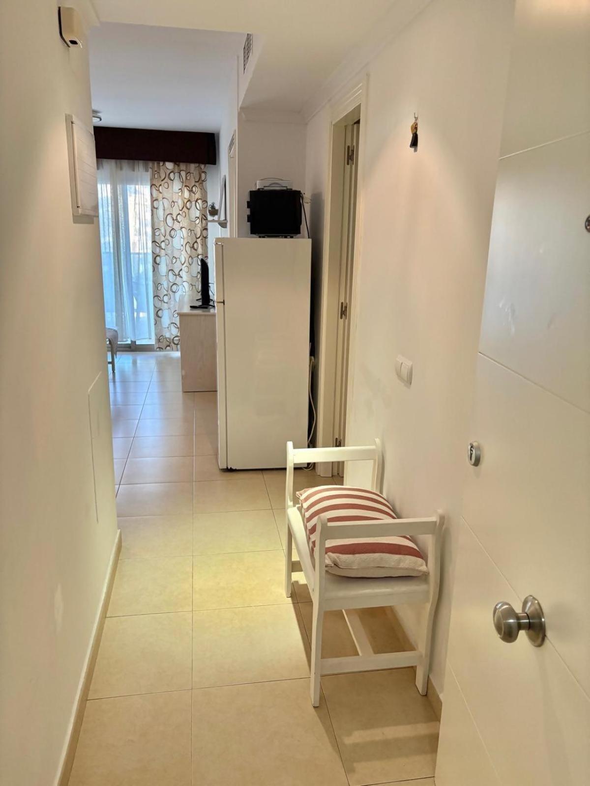 קלפה Apartment With Sea View Pool & Private Parking מראה חיצוני תמונה