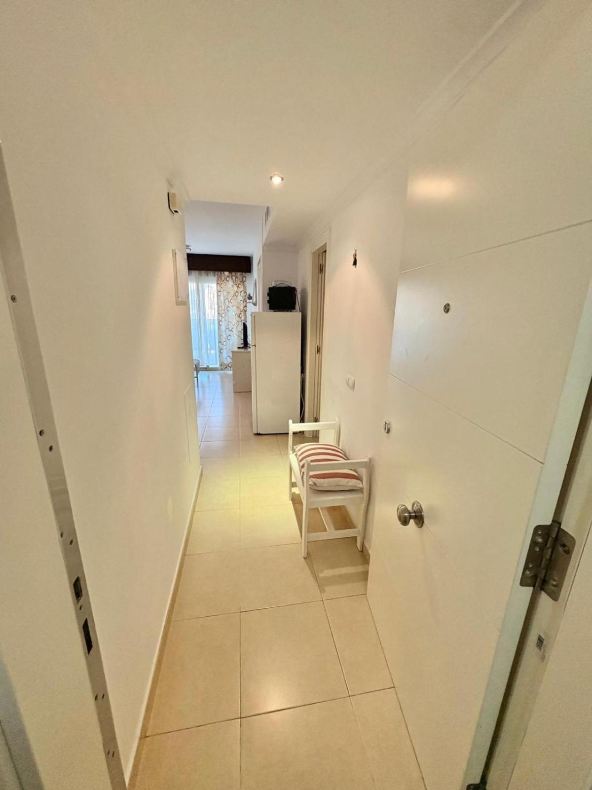 קלפה Apartment With Sea View Pool & Private Parking מראה חיצוני תמונה